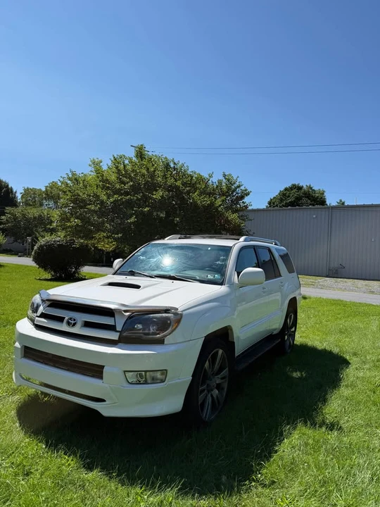 2004 Toyota 4Runner 4th Gen - Image 4 of 12