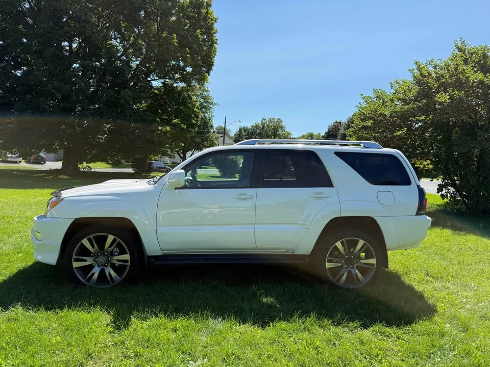 2004 Toyota 4Runner 4th Gen - Image 5 of 12