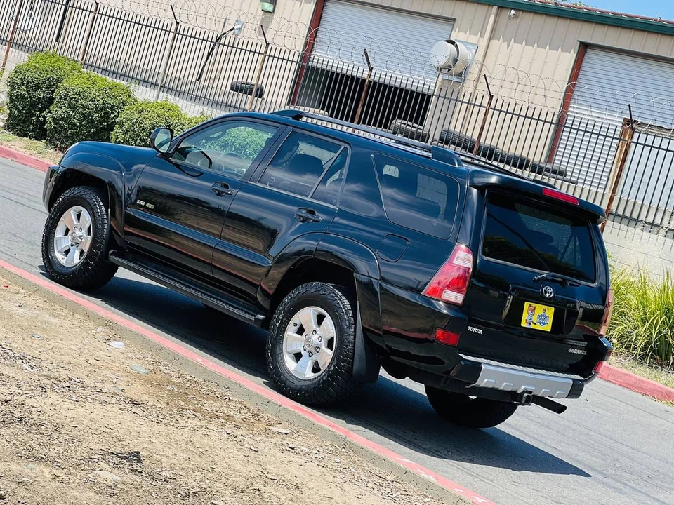2004 Toyota 4Runner 4th Gen - Image 5 of 16