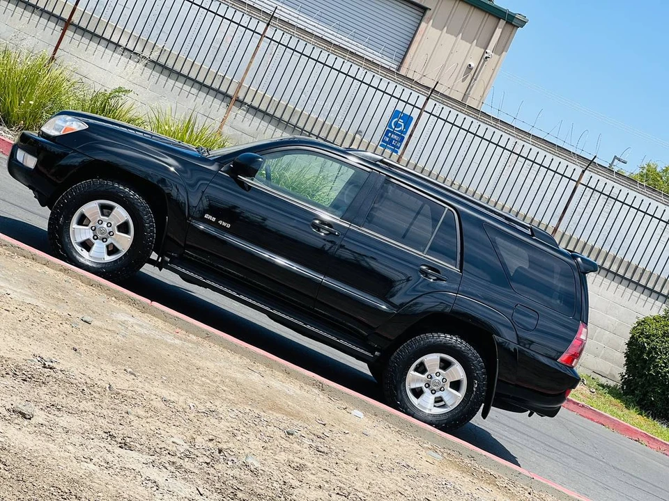 2004 Toyota 4Runner 4th Gen - Image 4 of 16