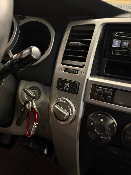 2005 Toyota 4Runner 4th Gen - Image 10 of 24