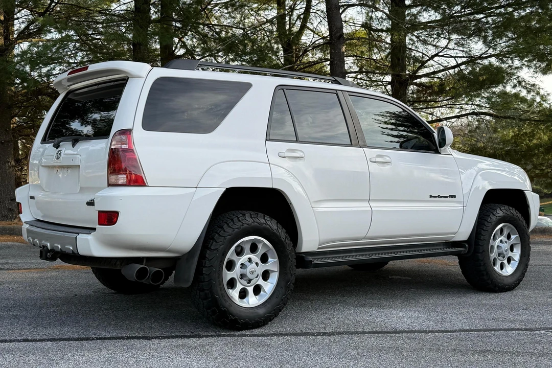 2004 Toyota 4Runner 4th Gen - Image 4 of 31