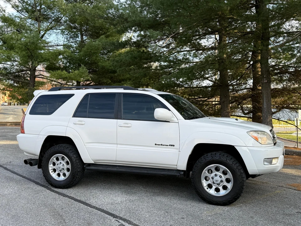 2004 Toyota 4Runner 4th Gen - Image 13 of 31