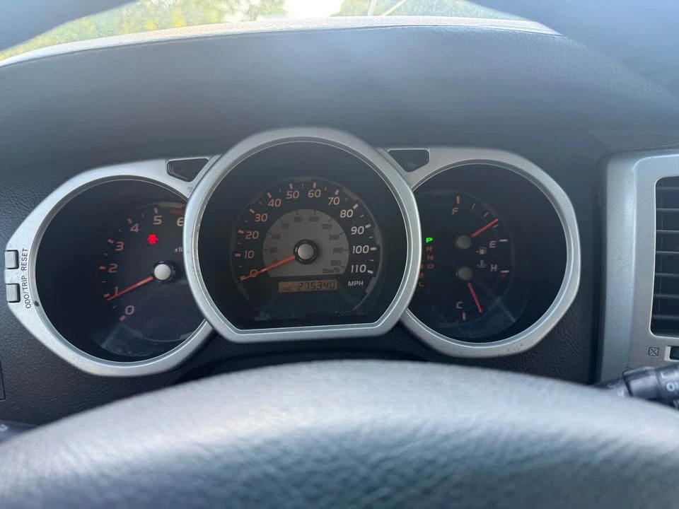 2004 Toyota 4Runner 4th Gen - Image 9 of 9