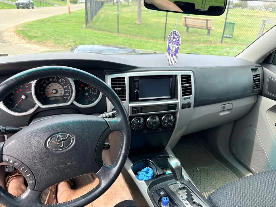 2004 Toyota 4Runner 4th Gen - Image 11 of 19