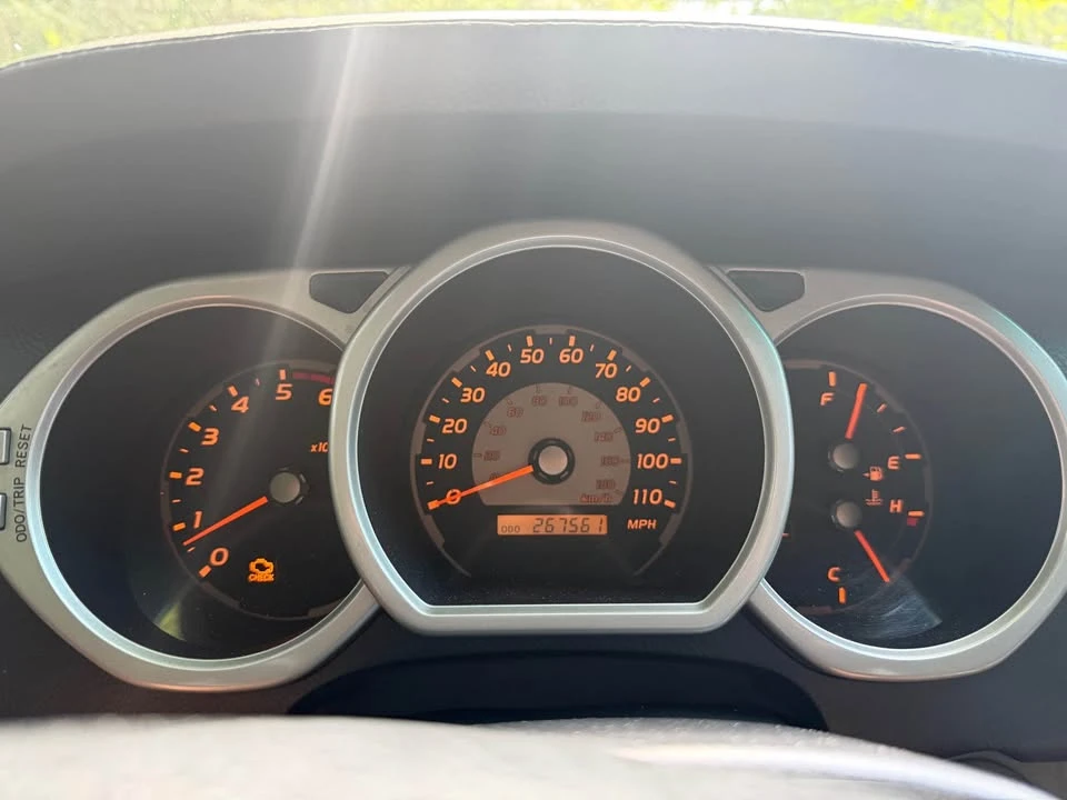 2004 Toyota 4Runner 4th Gen - Image 8 of 9