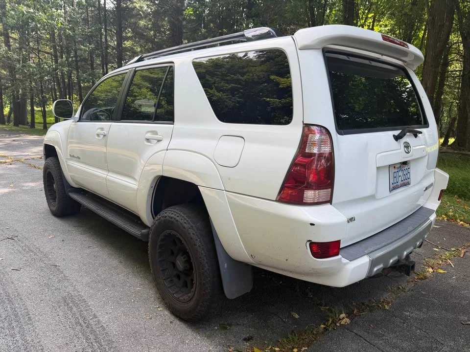 2004 Toyota 4Runner 4th Gen - Image 2 of 9