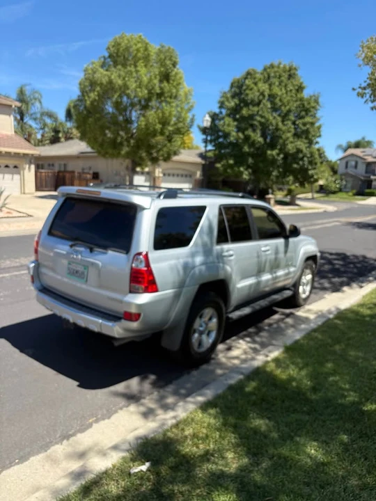 2004 Toyota 4Runner 4th Gen - Image 11 of 13