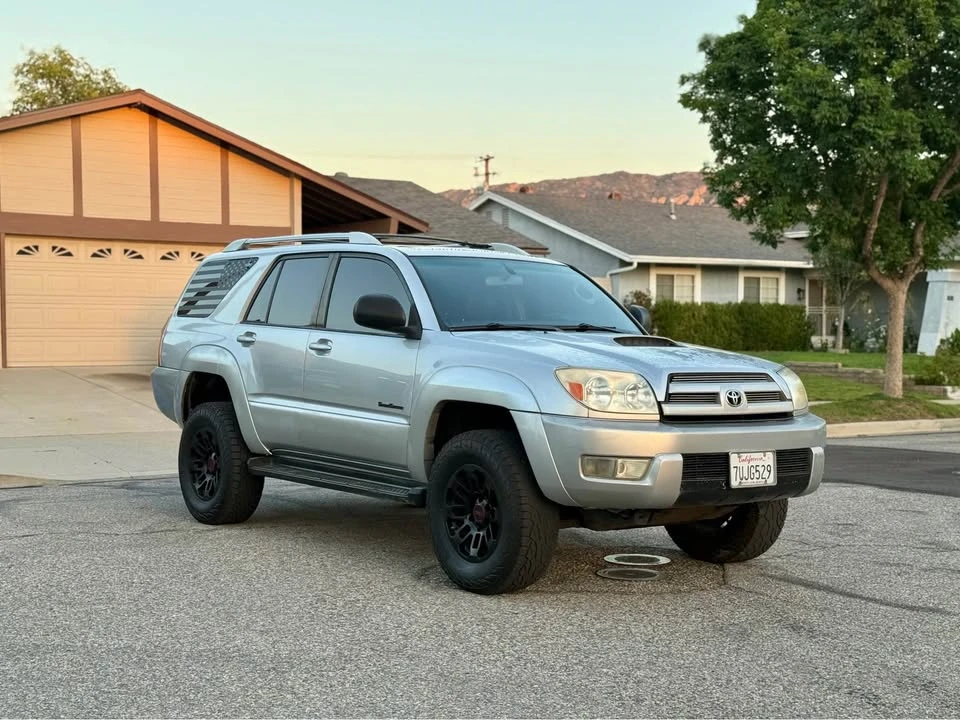 2004 Toyota 4Runner 4th Gen - Image 2 of 13