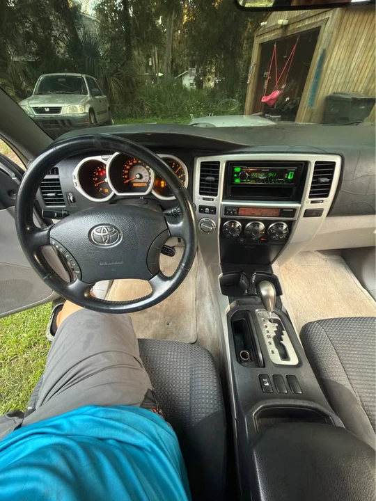 2004 Toyota 4Runner 4th Gen - Image 10 of 18