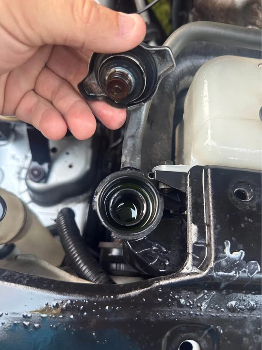 2004 Toyota 4Runner 4th Gen - Image 16 of 18