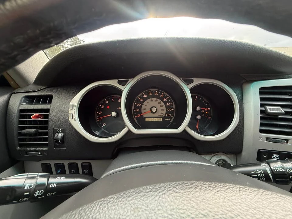 2004 Toyota 4Runner 4th Gen - Image 10 of 15