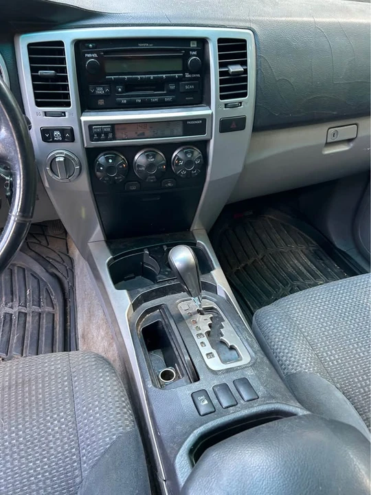 2004 Toyota 4Runner 4th Gen - Image 7 of 10