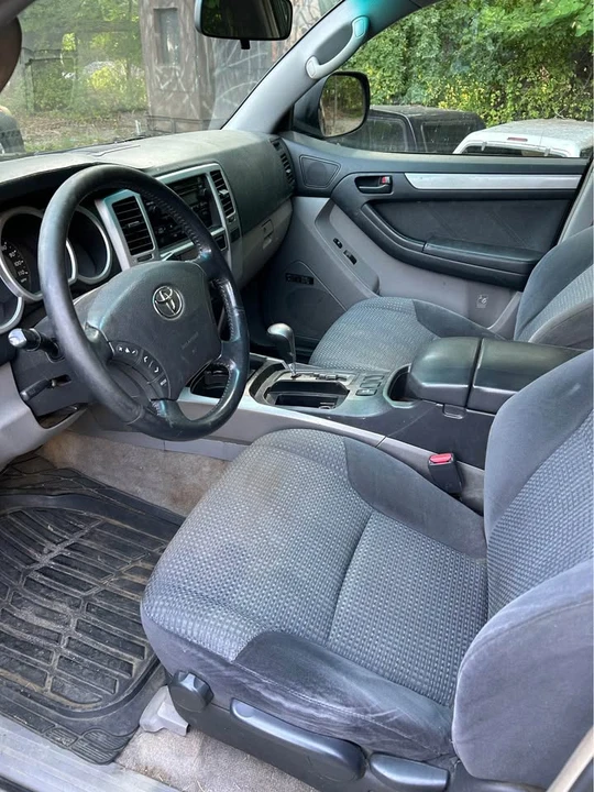 2004 Toyota 4Runner 4th Gen - Image 6 of 10