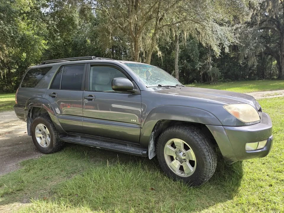 2004 Toyota 4Runner 4th Gen - Image 2 of 3
