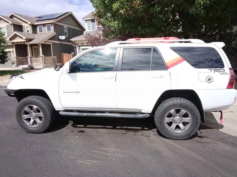2004 Toyota 4Runner 4th Gen - Image 2 of 19
