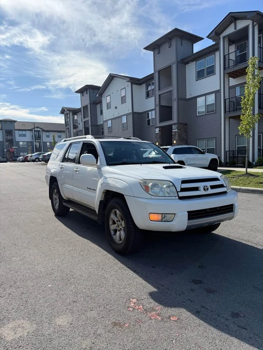 2004 Toyota 4Runner 4th Gen - Image 2 of 8