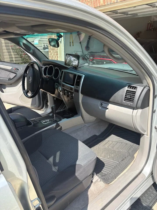 2004 Toyota 4Runner 4th Gen - Image 10 of 16