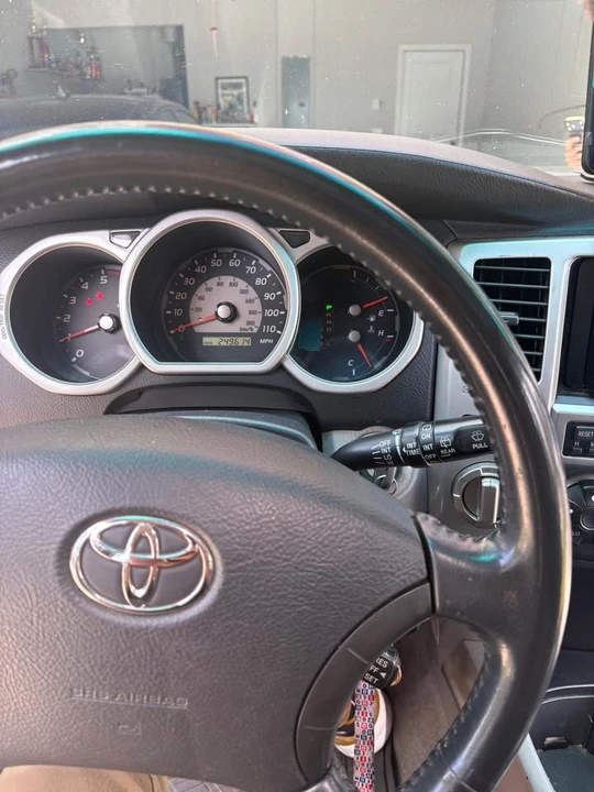 2004 Toyota 4Runner 4th Gen - Image 3 of 16