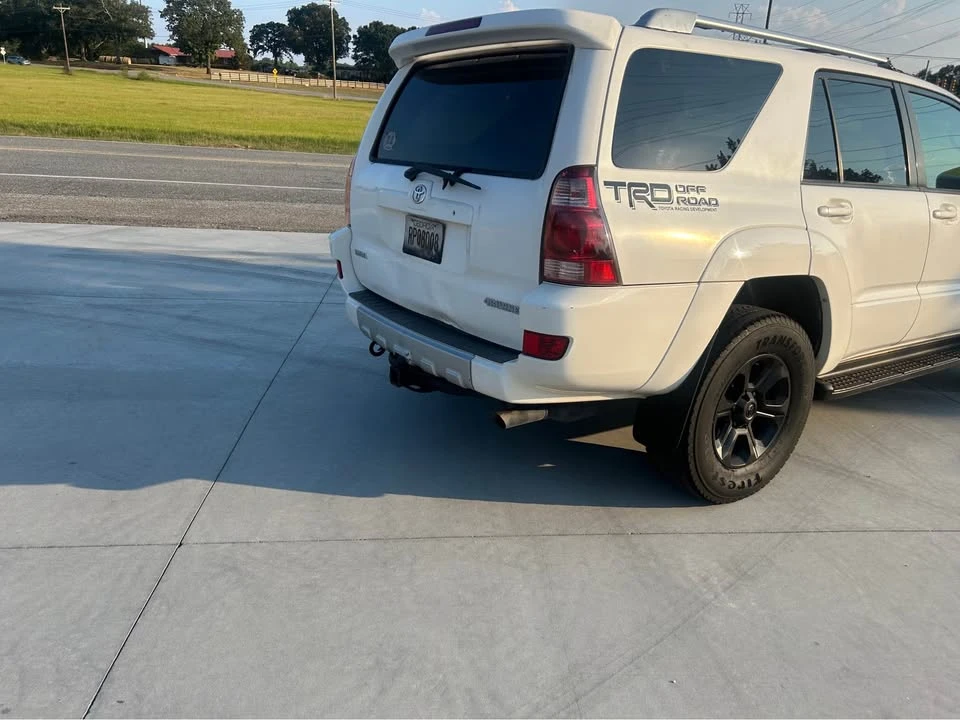 2004 Toyota 4Runner 4th Gen - Image 2 of 19