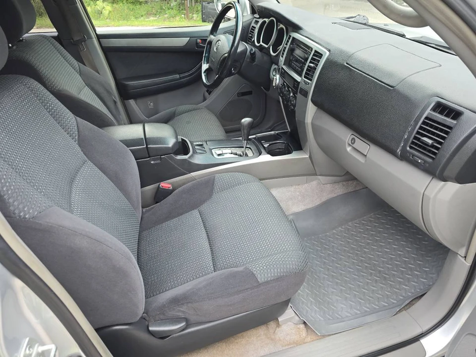 2004 Toyota 4Runner 4th Gen - Image 12 of 17