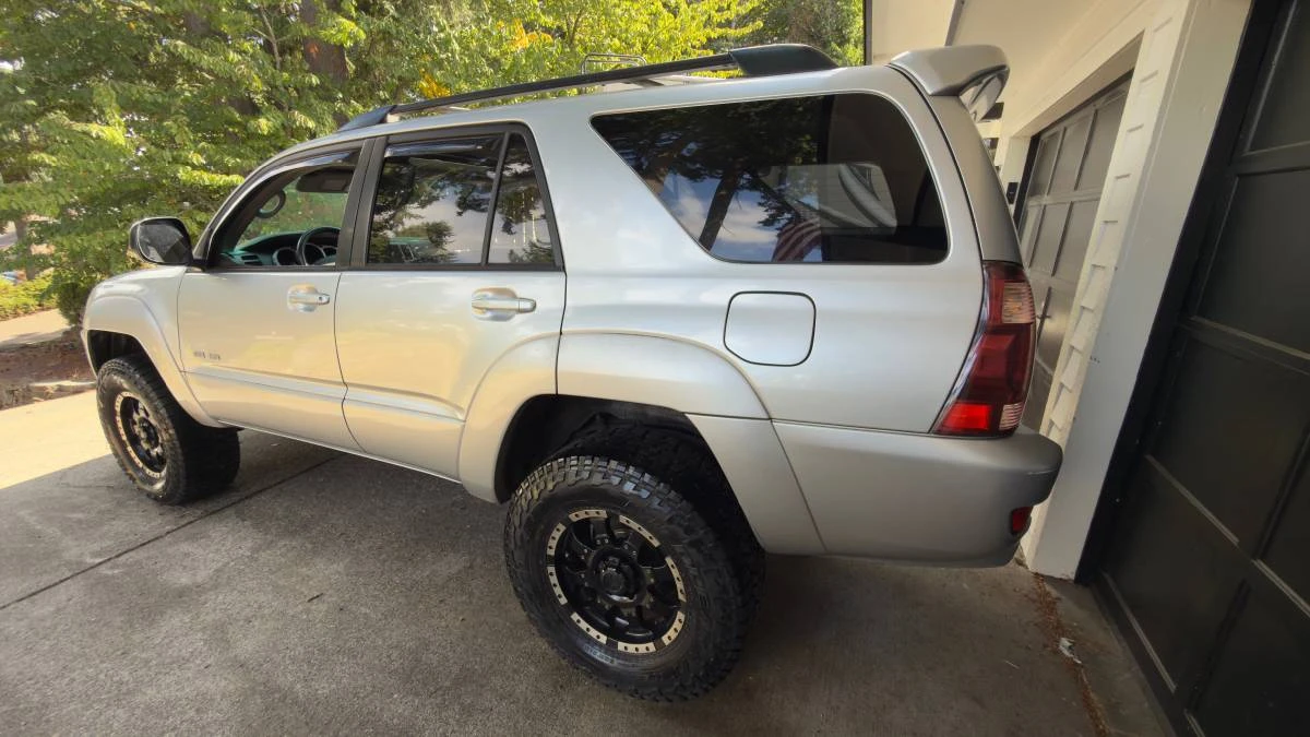 2004 Toyota 4Runner 4th Gen - Image 3 of 14
