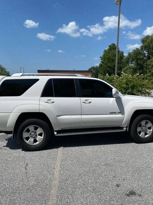 2004 Toyota 4Runner 4th Gen - Image 3 of 11