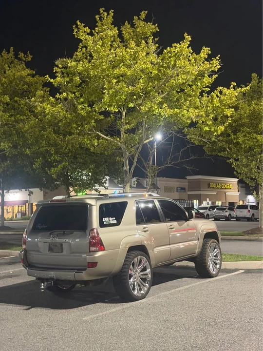 2004 Toyota 4Runner 4th Gen - Image 3 of 7