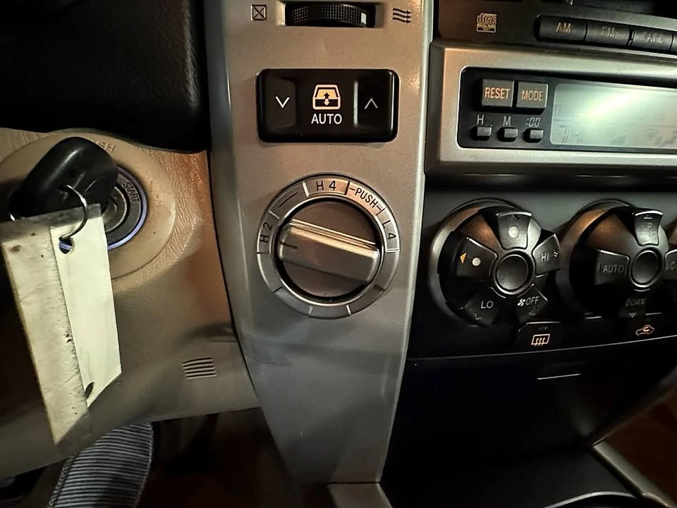 2004 Toyota 4Runner 4th Gen - Image 13 of 19
