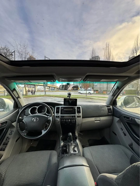 2004 Toyota 4Runner 4th Gen - Image 10 of 18
