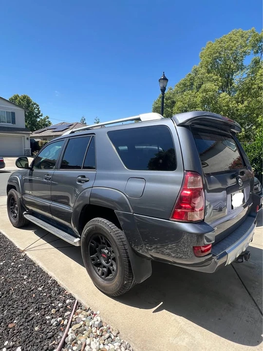 2004 Toyota 4Runner 4th Gen - Image 2 of 12