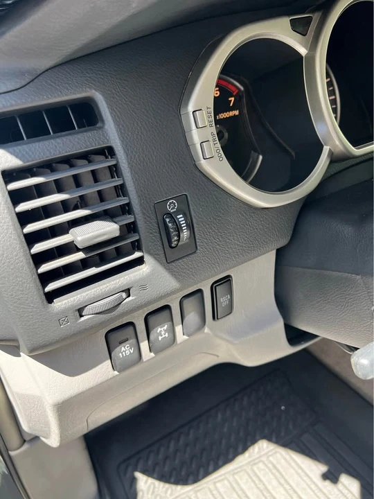 2004 Toyota 4Runner 4th Gen - Image 11 of 12