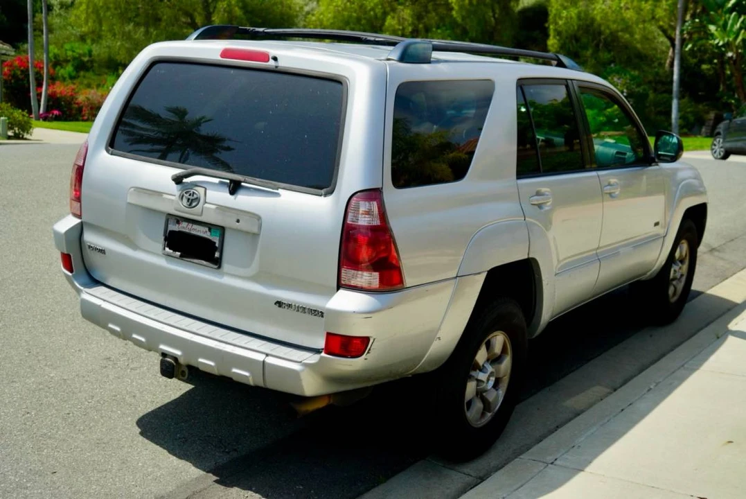 2004 Toyota 4Runner 4th Gen - Image 4 of 8