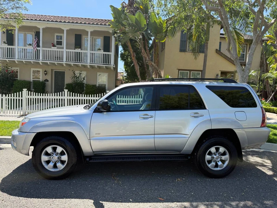 2004 Toyota 4Runner 4th Gen - Image 5 of 16