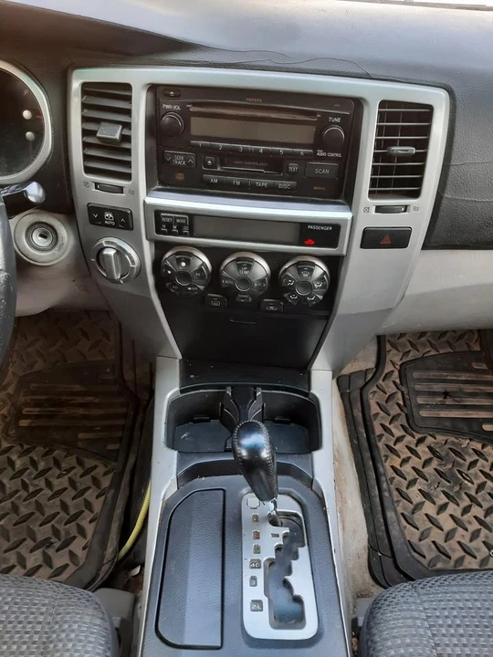 2004 Toyota 4Runner 4th Gen - Image 6 of 15