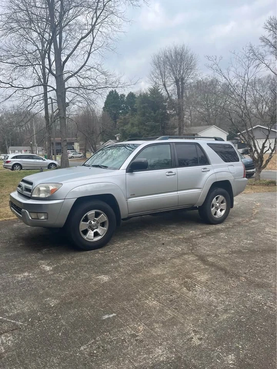 2004 Toyota 4Runner 4th Gen - Image 3 of 9