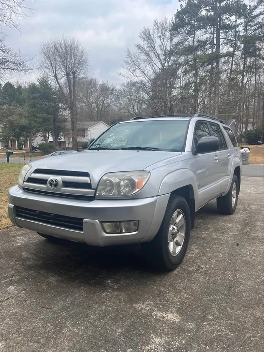 2004 Toyota 4Runner 4th Gen - Image 2 of 9