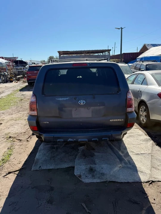 2004 Toyota 4Runner 4th Gen - Image 4 of 10