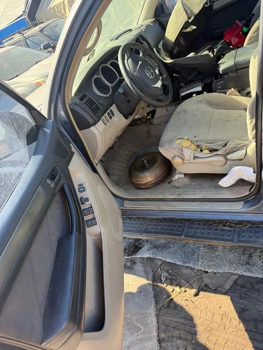 2004 Toyota 4Runner 4th Gen - Image 8 of 10