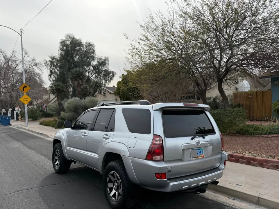2004 Toyota 4Runner 4th Gen - Image 18 of 19