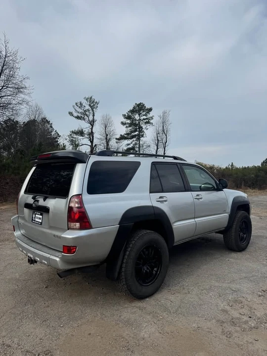 2004 Toyota 4Runner 4th Gen - Image 2 of 10