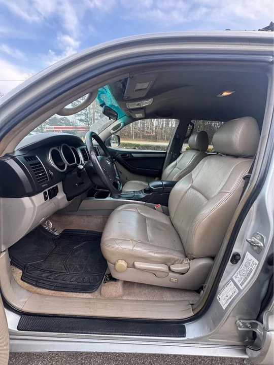 2004 Toyota 4Runner 4th Gen - Image 3 of 10