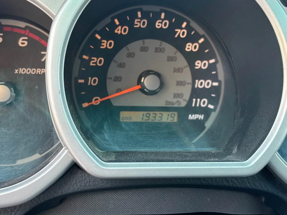 2004 Toyota 4Runner 4th Gen - Image 9 of 14