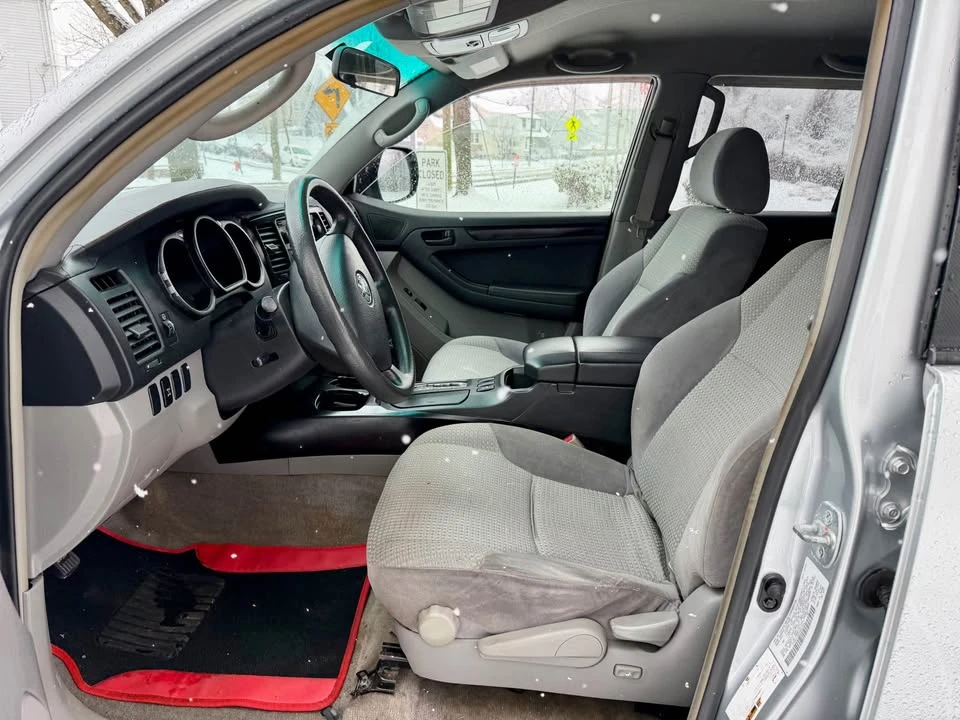 2004 Toyota 4Runner 4th Gen - Image 9 of 16