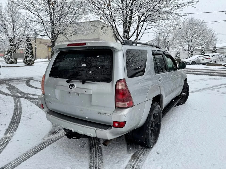 2004 Toyota 4Runner 4th Gen - Image 5 of 16