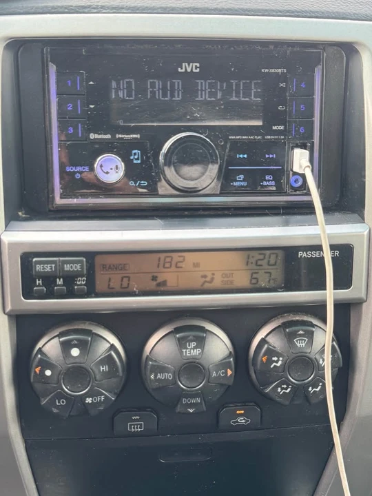 2004 Toyota 4Runner 4th Gen - Image 4 of 10