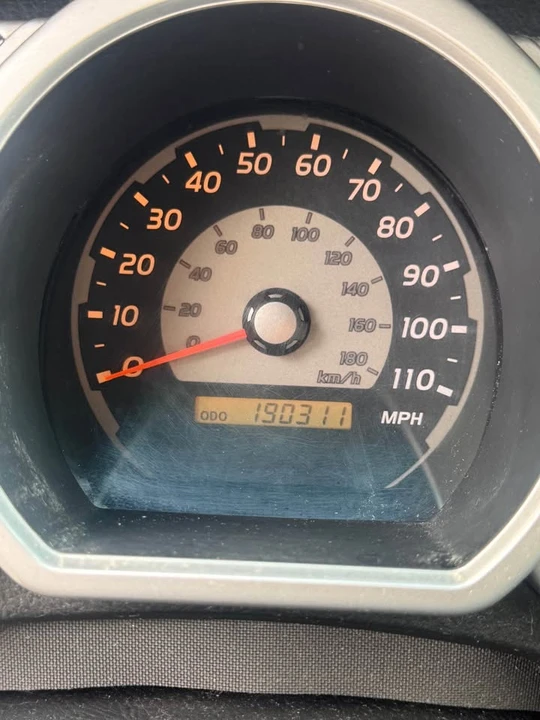 2004 Toyota 4Runner 4th Gen - Image 6 of 10