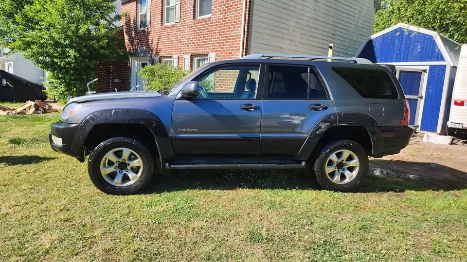 2004 Toyota 4Runner 4th Gen - Image 3 of 13
