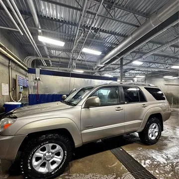 2004 Toyota 4Runner Limited V8