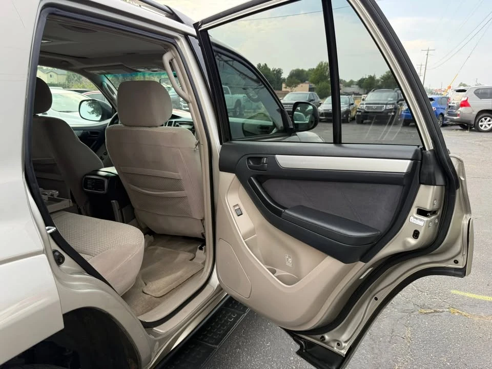 2004 Toyota 4Runner 4th Gen - Image 13 of 20